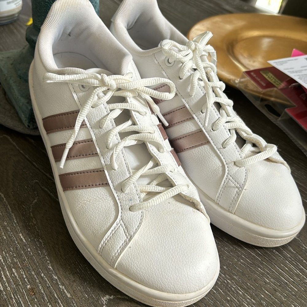 Adidas - Picture 13 of 13